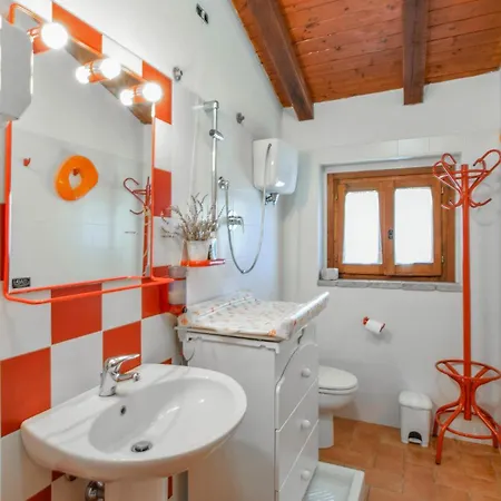 Pet Friendly In Frazione * Mercatello (Marsciano)