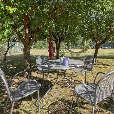Pet Friendly In Frazione Mercatello (Marsciano)