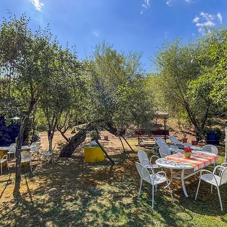 Pet Friendly In Frazione Mercatello Dom wakacyjny Monte Vibiano Vecchio